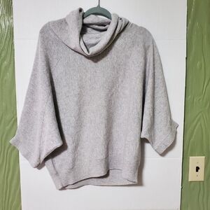 Club Monaco Gray Cashmere Sweater Women’s Size Large